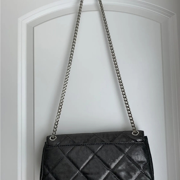 MICHAEL KORS HAMILTON Quilted Flap Shoulder Clutch - Picture 3 of 10